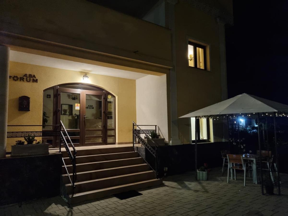 Alba Forum Alba Iulia Exterior foto